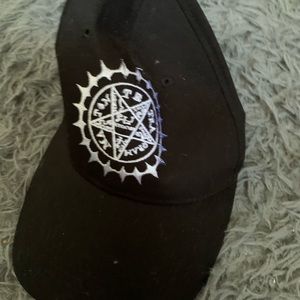 Black butler hat